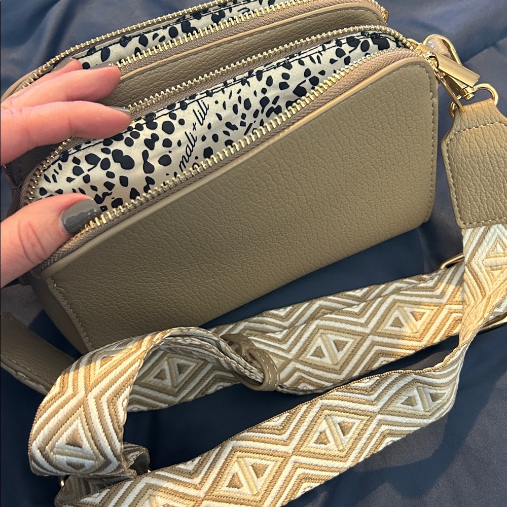 NWOT Taupe Crossbody Camera Bag